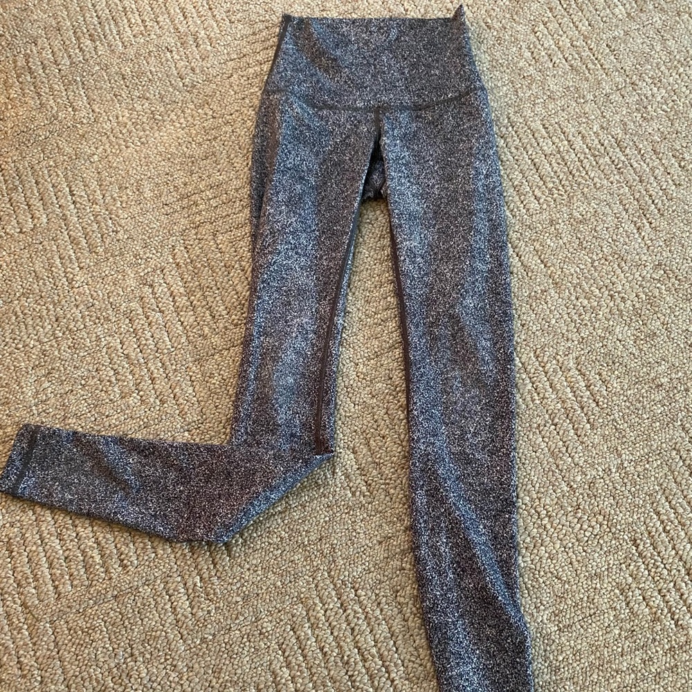 Lulu leggings. These were loved & worn, but still great leggings! - Picture 1 of 4
